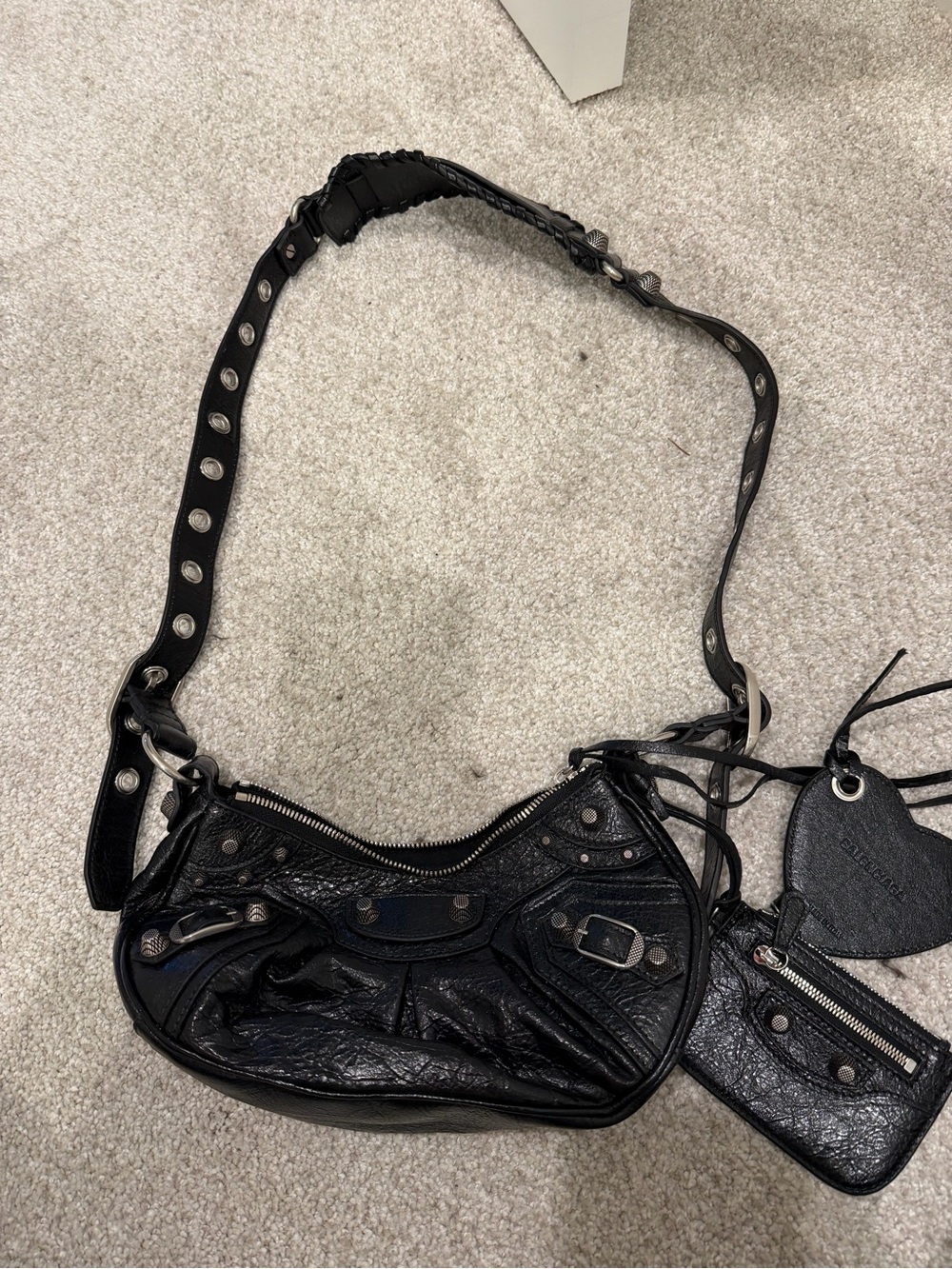 Balenciaga le Cagole xs in black with studs. Authentic.